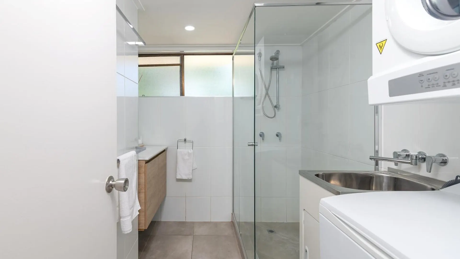 Tropical Reef Apartments Port Douglas