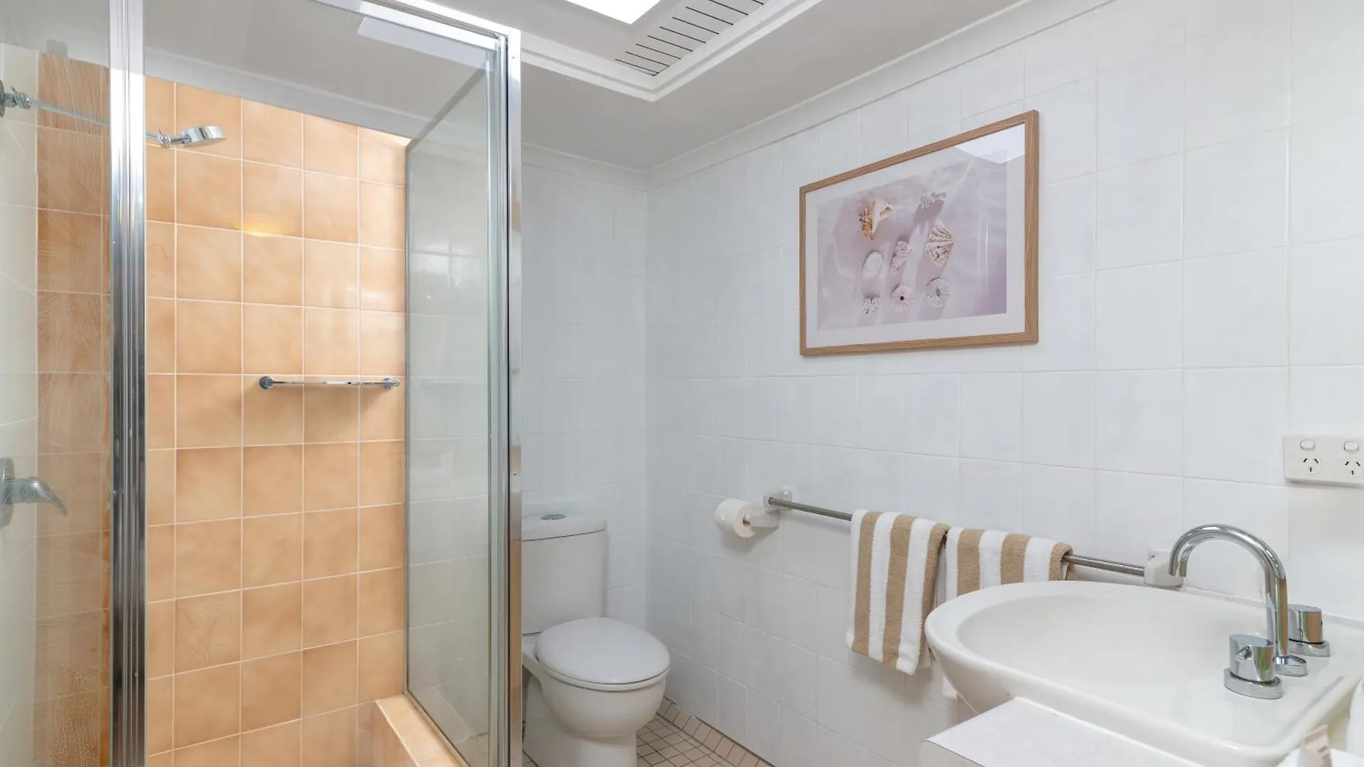 Tropical Reef Apartments Port Douglas